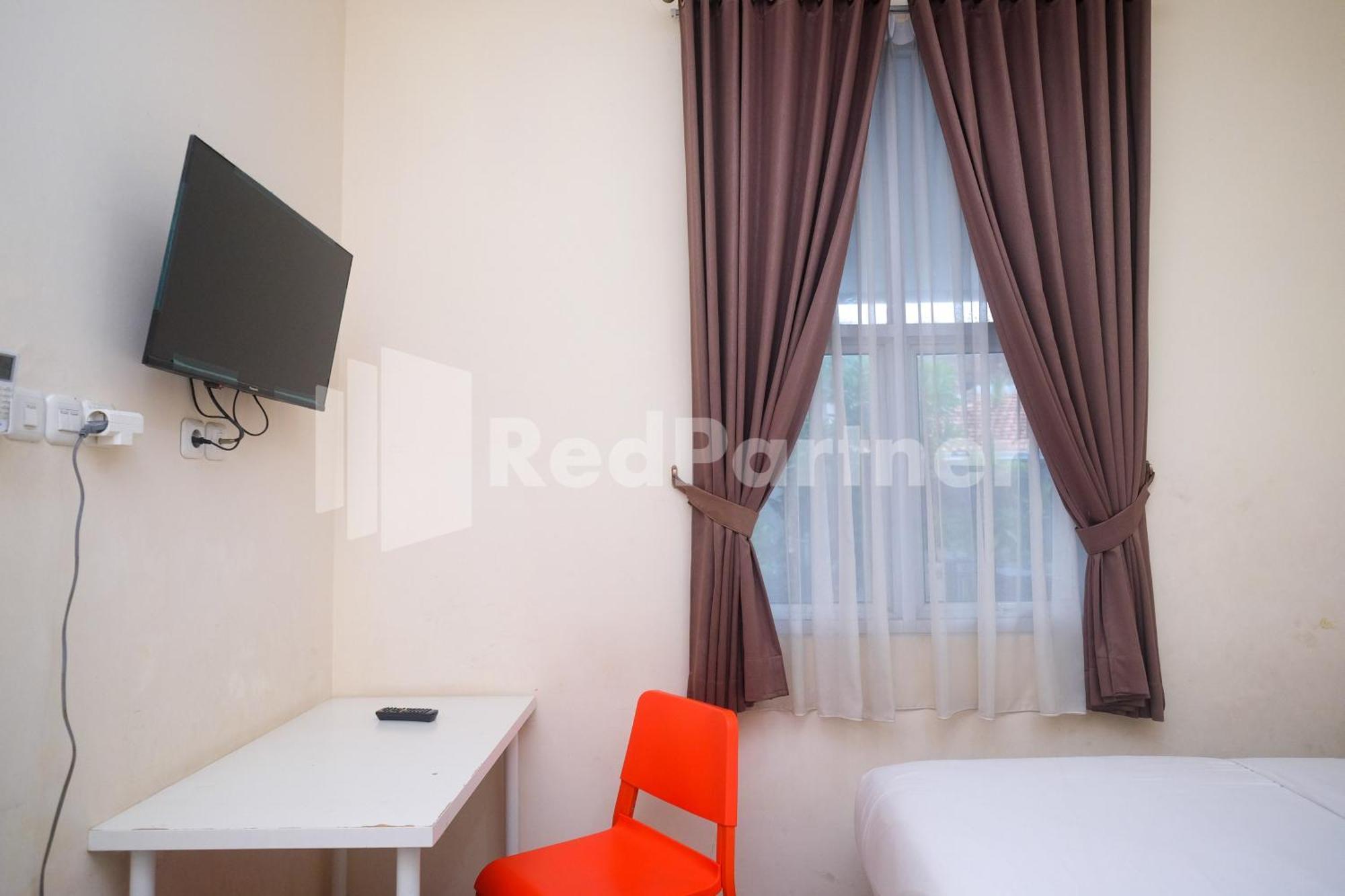 Griya Loka 2 Syariah Near Simpang Lima Mitra Reddoorz Hotel Semarang Exterior photo
