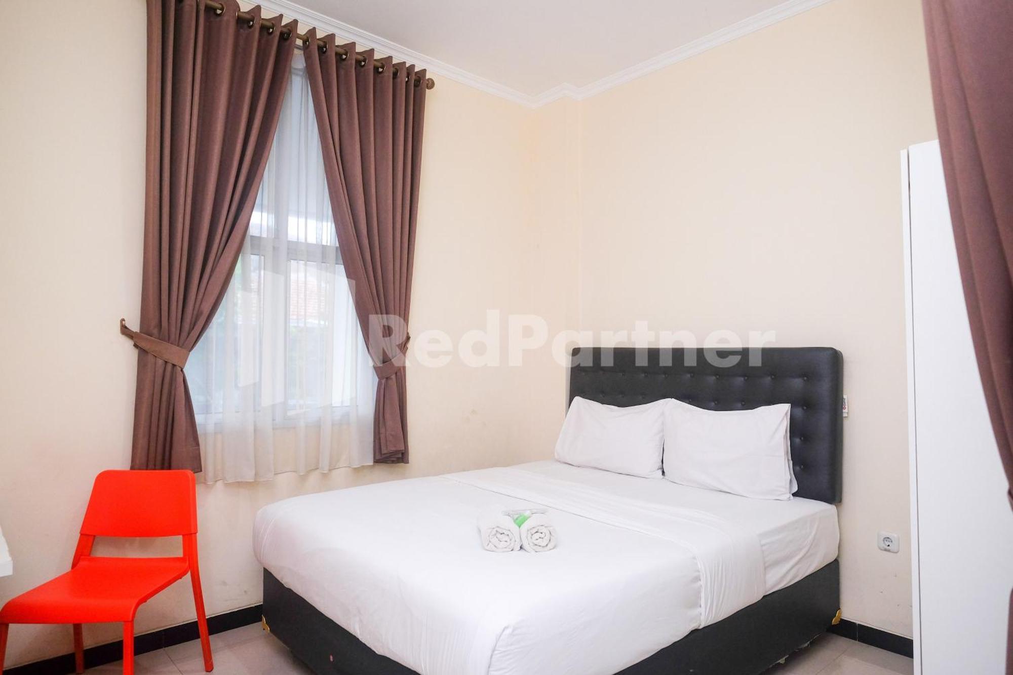Griya Loka 2 Syariah Near Simpang Lima Mitra Reddoorz Hotel Semarang Exterior photo