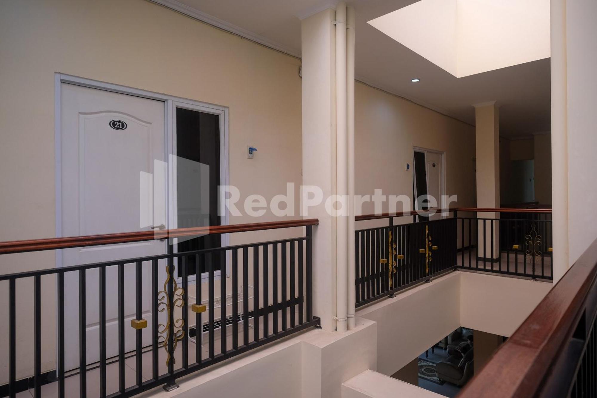 Griya Loka 2 Syariah Near Simpang Lima Mitra Reddoorz Hotel Semarang Exterior photo