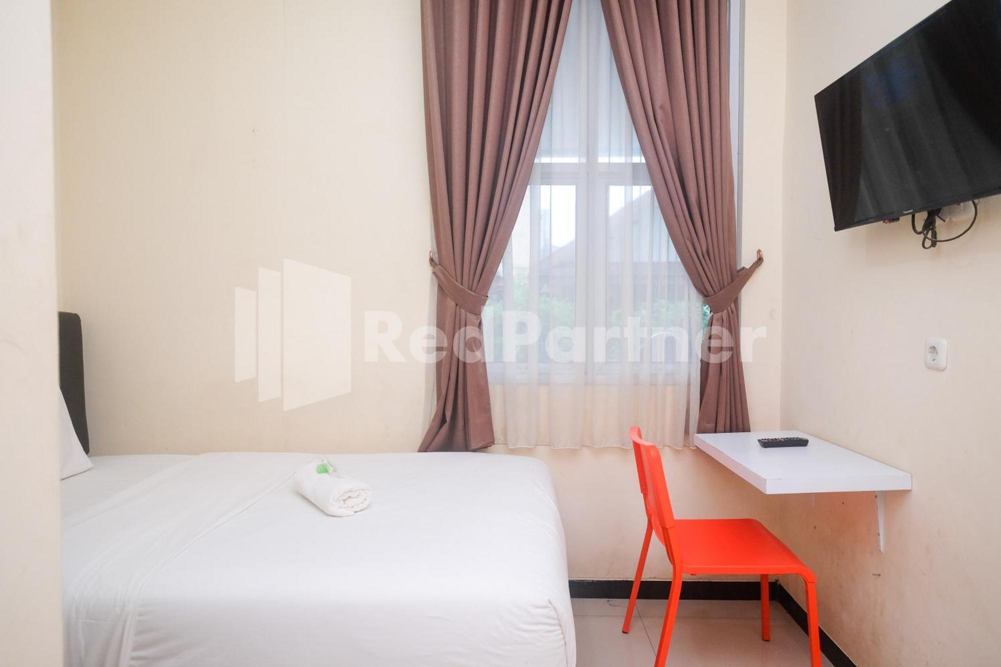 Griya Loka 2 Syariah Near Simpang Lima Mitra Reddoorz Hotel Semarang Exterior photo
