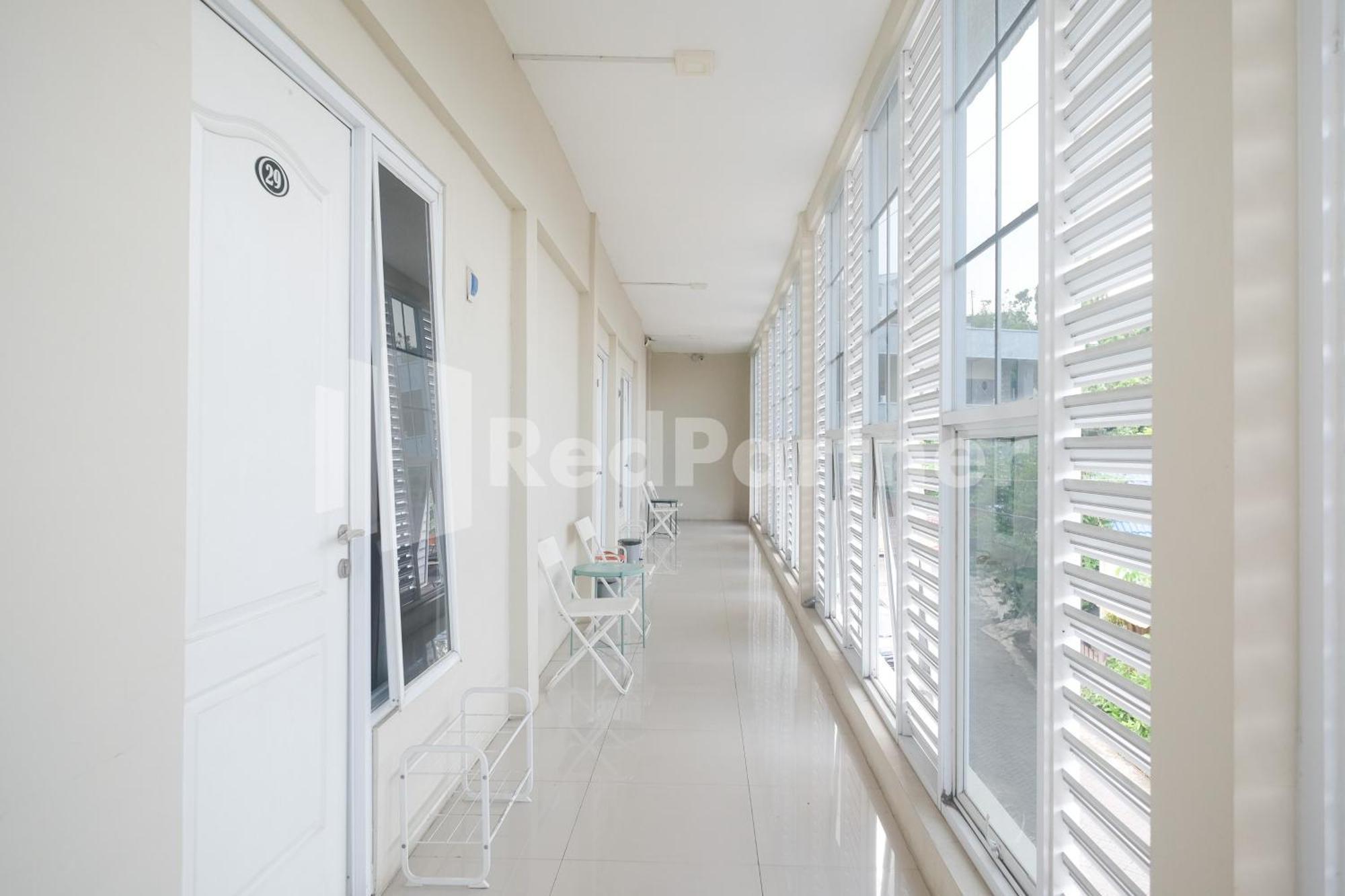 Griya Loka 2 Syariah Near Simpang Lima Mitra Reddoorz Hotel Semarang Exterior photo